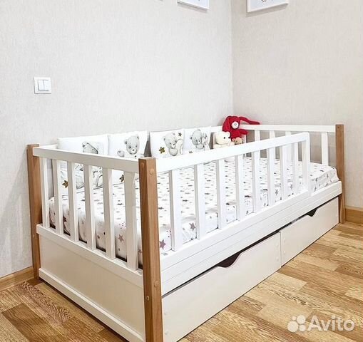 Детская кровать Basic бук