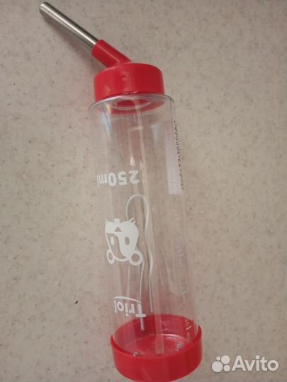 Поилка для мелких животных