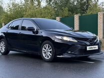 Toyota Camry 2.5 AT, 2018, 98 000 км, с пробегом, цена 2 600 000 руб.