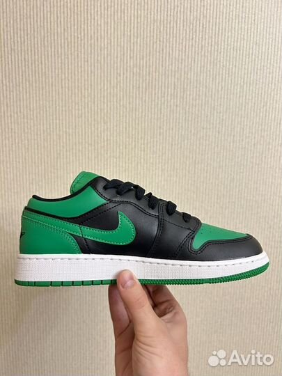 Кроссовки Jordan 1 Low “Lucky Green”