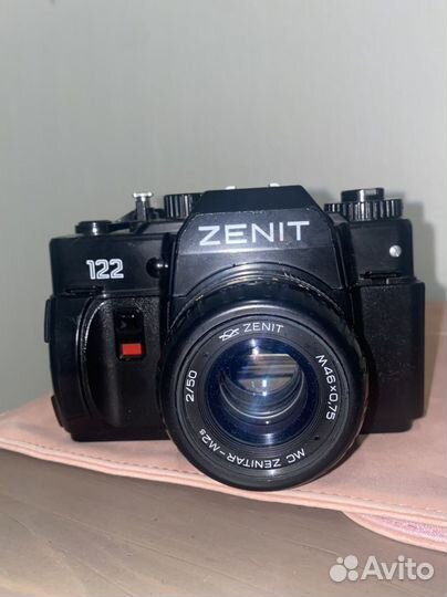 Пленочный фотоаппарат зенит 122