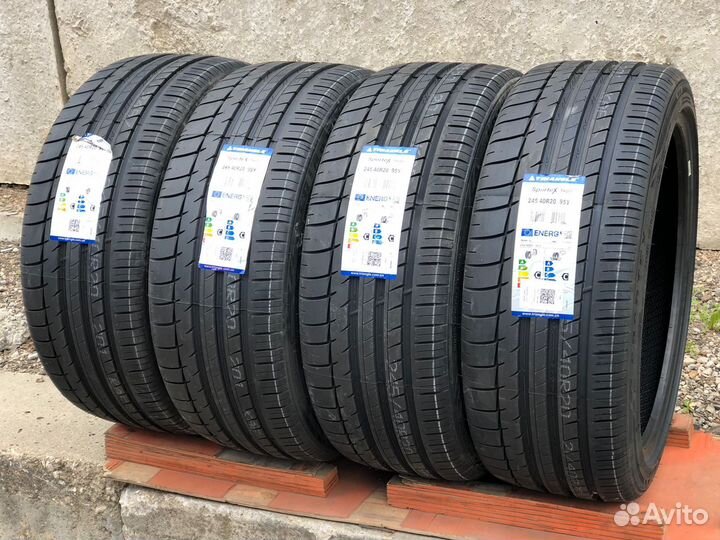 Triangle TH201 245/40 R20