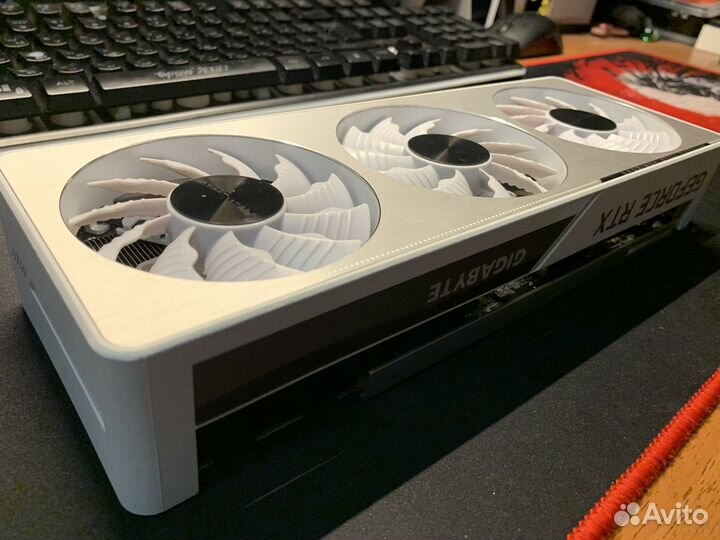 Видеокарта Gigabyte Vision RTX 3070 8 Gb