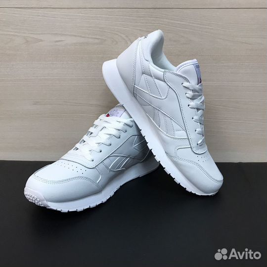 Кроссовки Reebok Classic белые мужские