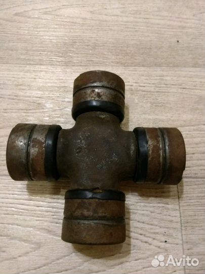 Крестовины карданного вала маз