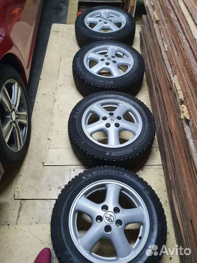 Оригинальные разноширокие диски на Toyota Chaser