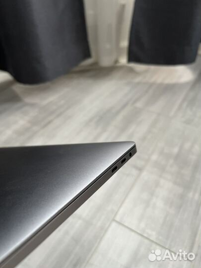 Apple MacBook Pro 15 2018