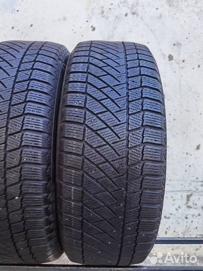 Continental ContiVikingContact 6 225/60 R18 104T