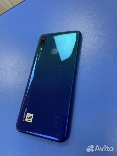 HUAWEI P Smart, 3/32 ГБ