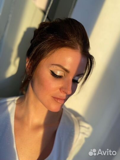 Макияж и прическа