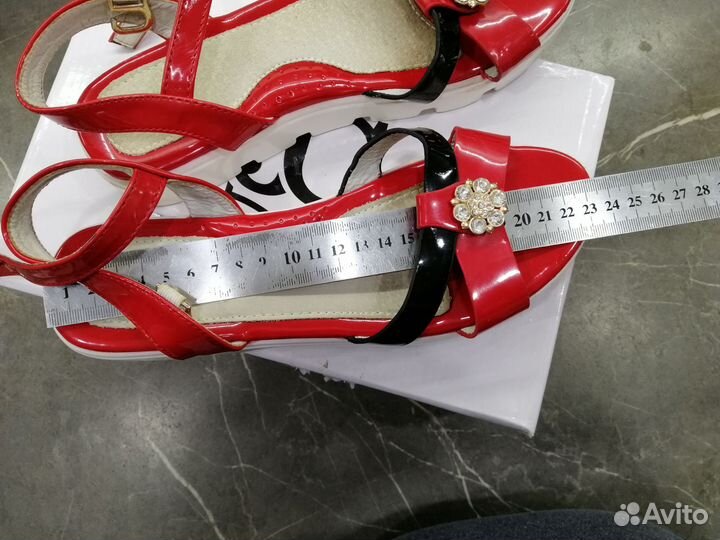 Босоножки для девочки 36 размер