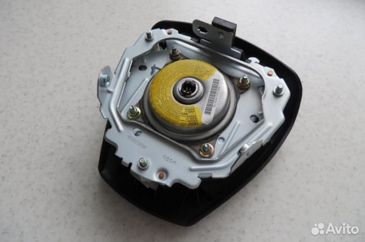 Подушка безопасности в рулевое колесо Mazda Mazda6