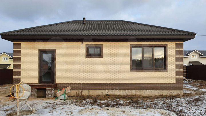 Дом 64 м² на участке 6 сот.