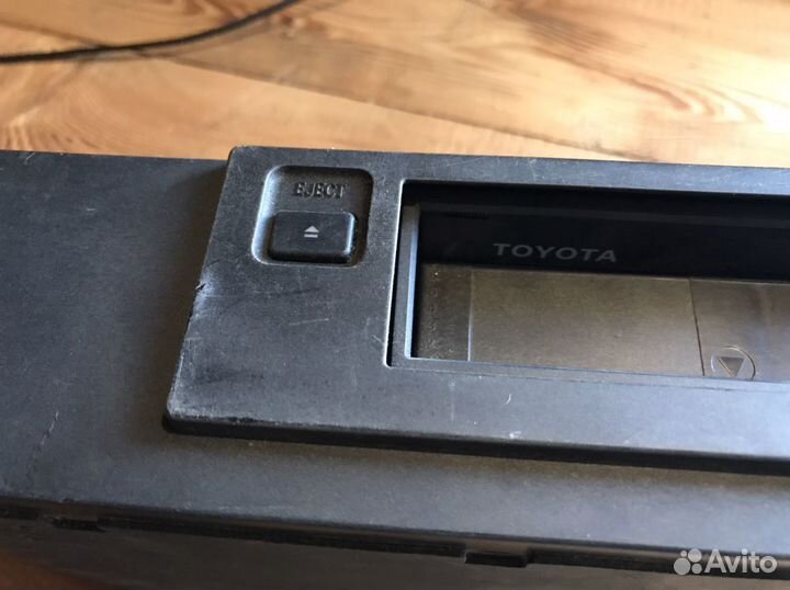 Cd changer Toyota Harrier 10