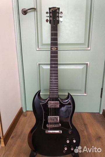 Gibson sg menace