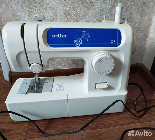 Швейная машинка brother x7