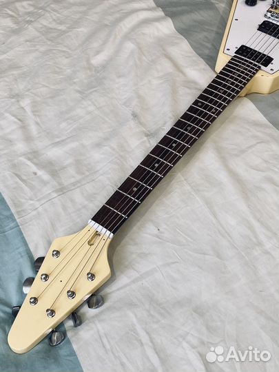 Электрогитара Flying V