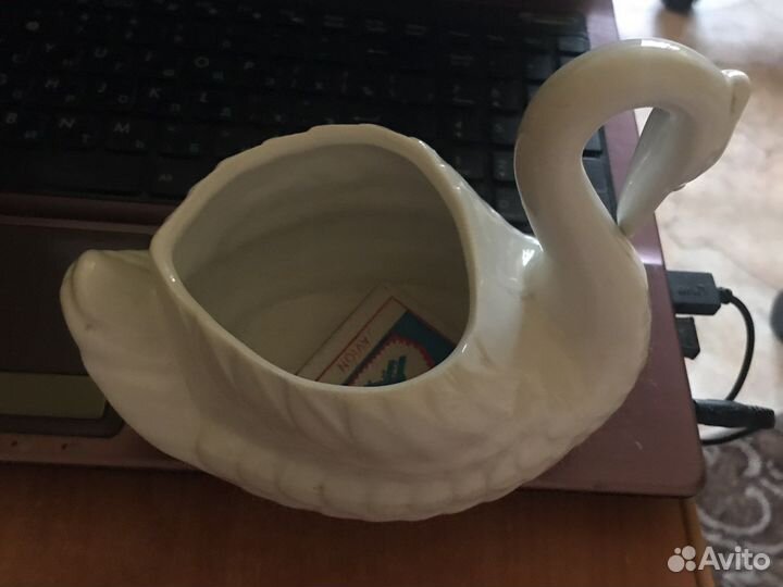 Статуэтка. Фарфор. Белый лебедь. Конфетница