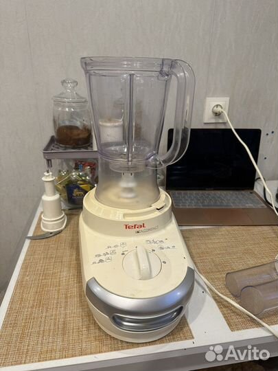 Кухонный комбайн Тефаль FP410 (блендер)