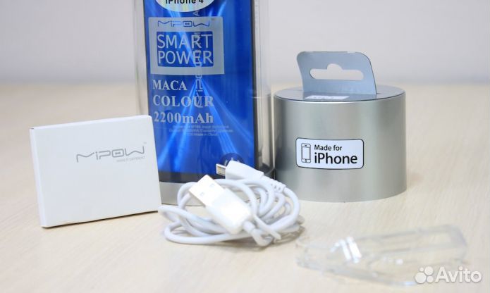 Чехол-аккумулятор 2200 mAh для iPhone 4/4S Серебро