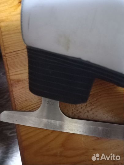 Коньки фигурные