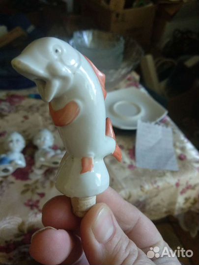 Кофейные чашки,ночник гдр, фигурки путти