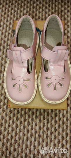 Сандалии для девочки