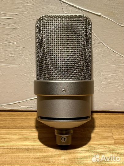Микрофон студийный Neumann TLM 49 + Паук