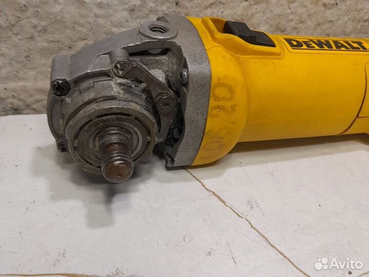 Ушм болгарка Dewalt DWE-4215 не рабочая