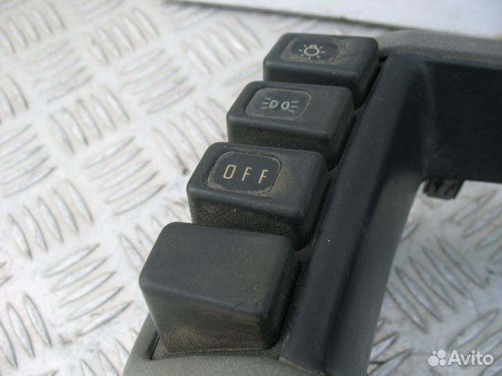 Накладка панели приборов Isuzu Rodeo A