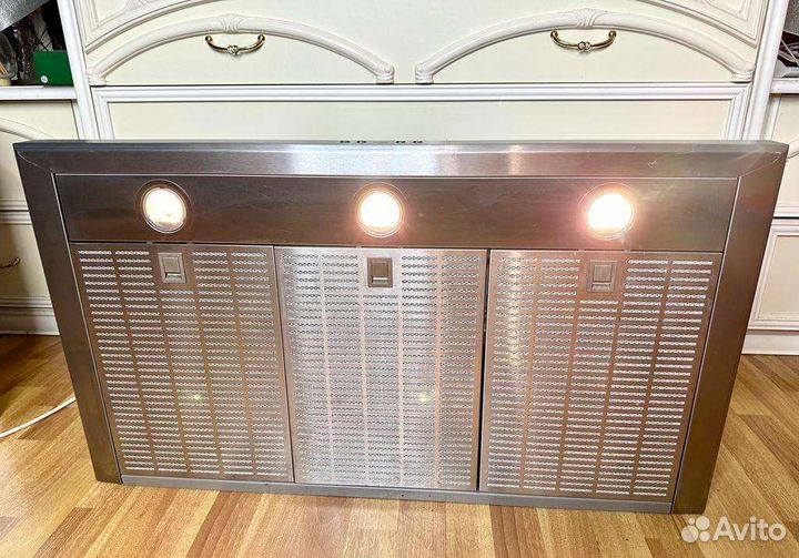 Neff Каминная-пристенная вытяжка 90 см,привезу