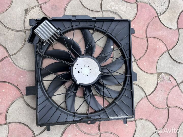 Вентилятор Диффузор Mercedes W463