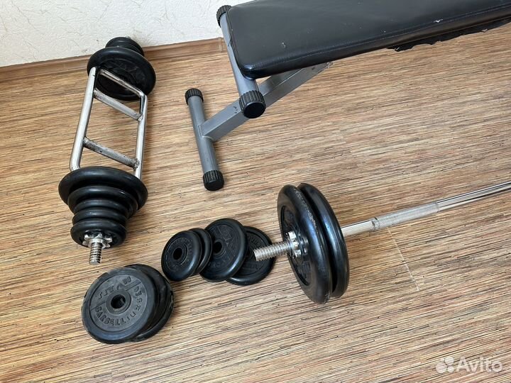 Скамья для жима со стойками и штангой бу