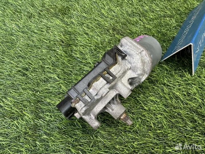 Мотор стеклоочистителя передний Suzuki