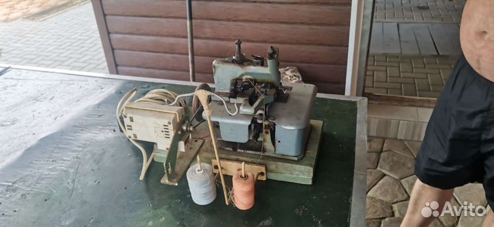 Швейная машинка чайка 2 с оверлогом