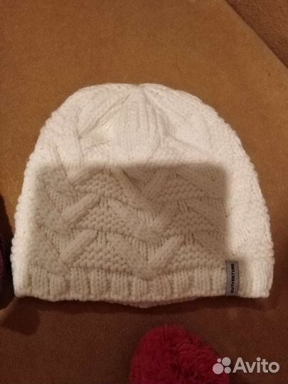 Шапки женские вязаные разные