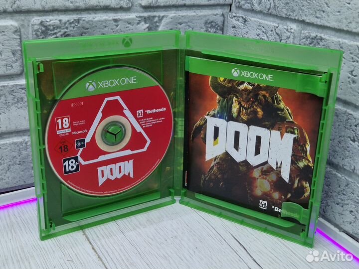 К. Диск Xbox One Doom