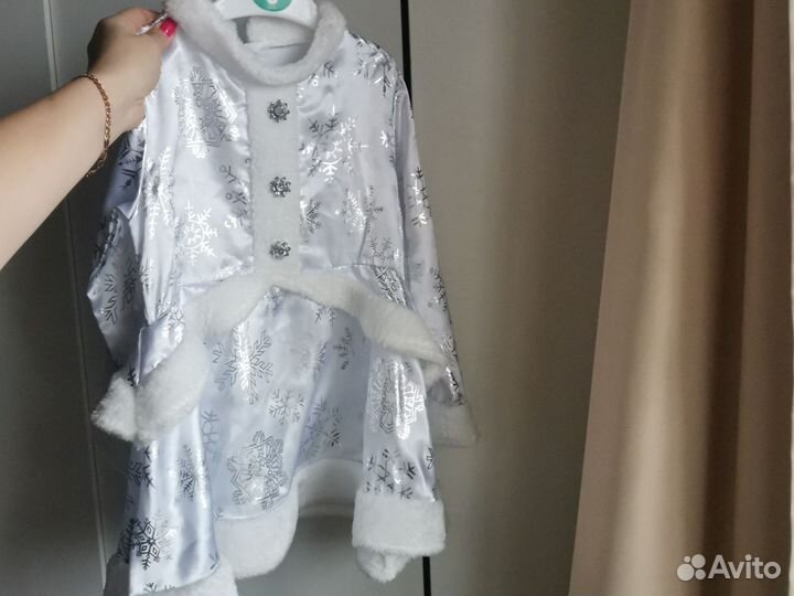 Новогодний костюм снегурочки на 3-4 года