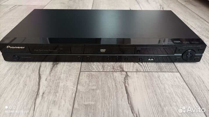 Pioneer DV-420V плеер