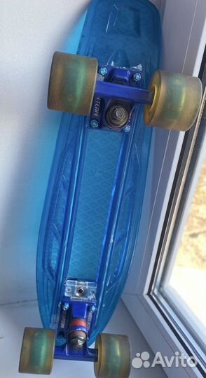 Скейтборд со светящимися колесами tech team