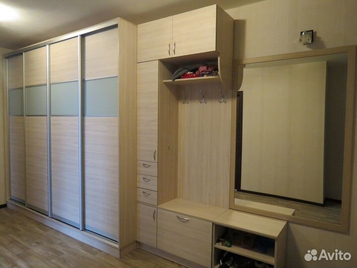 Новая мебель в прихожую продам