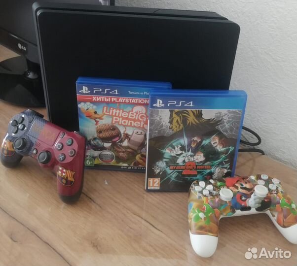 PlayStation 4 Slim 1 TB с играми