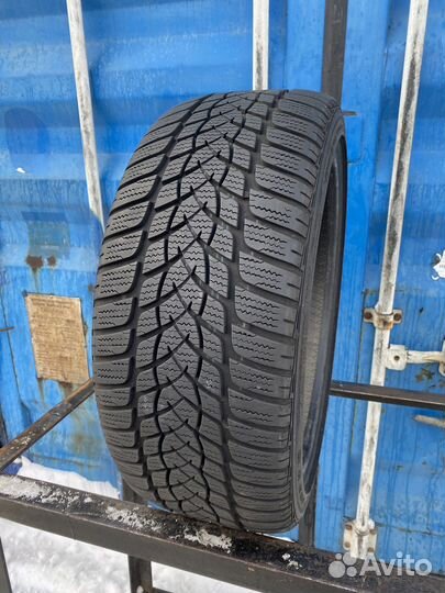 Goodyear UltraGrip Performance 2 225/40 R18