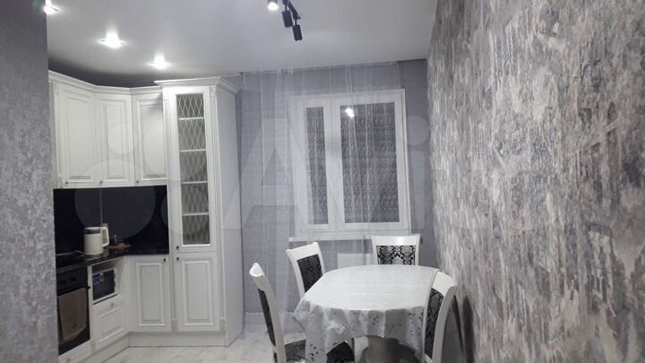 2-к. квартира, 75 м², 6/12 эт.