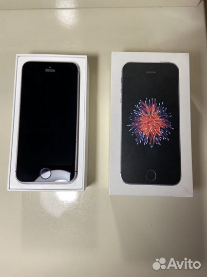 Телефон iPhone