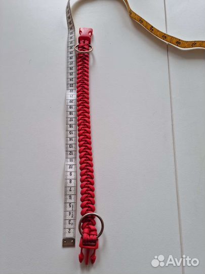 Ошейник из паракорда красный