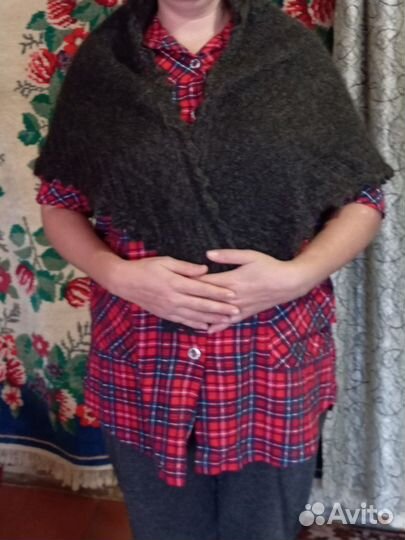 Вязаная косынка пуховая