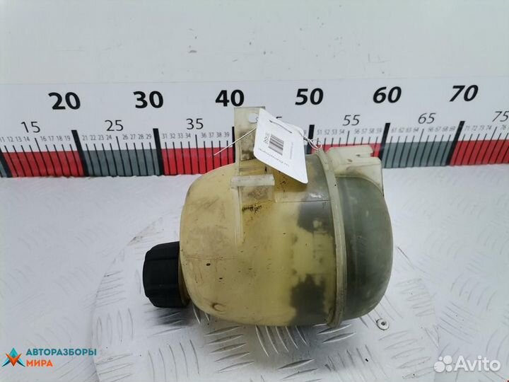 Бачок расширительный Renault Megane рест. 2000