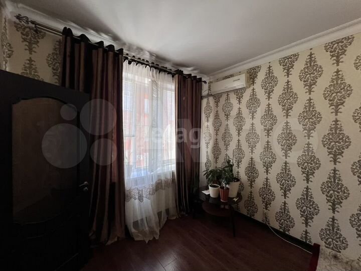 3-к. квартира, 87 м², 4/5 эт.