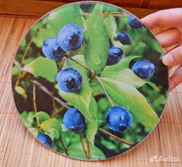 Стеклянная разделочная доска с принтом